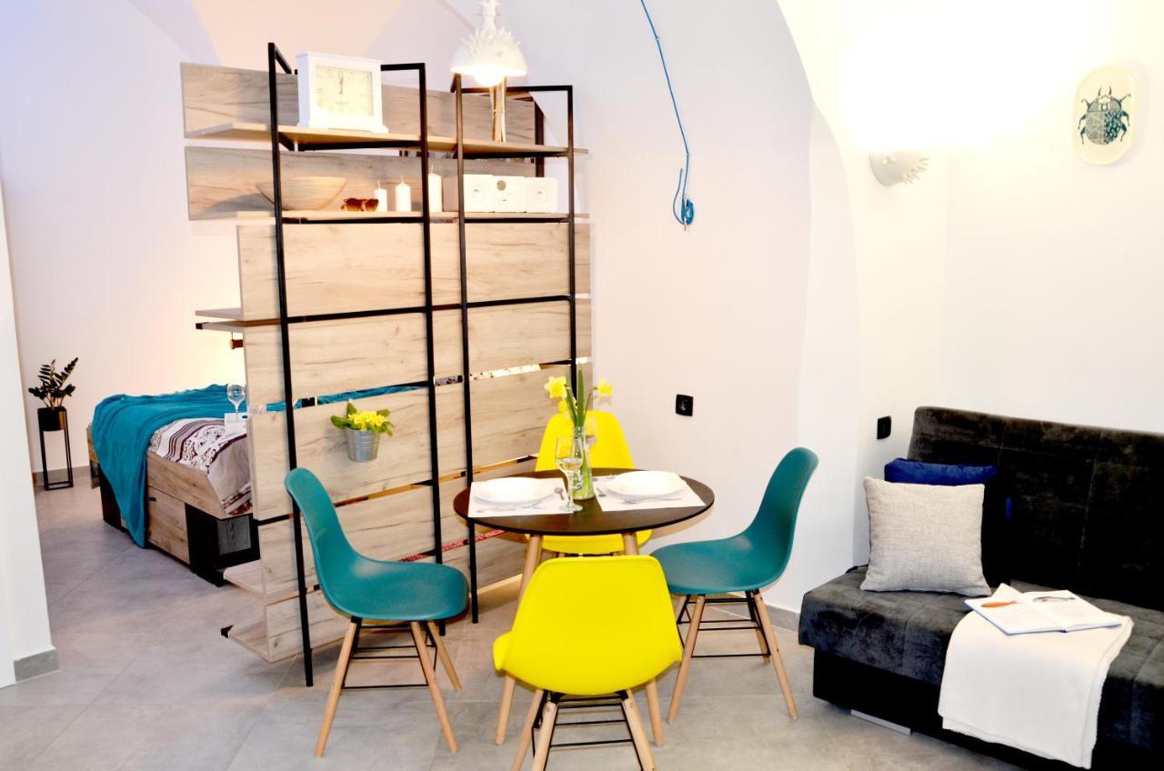Studio Apartment Surf By The Sea Opatija Eksteriør billede