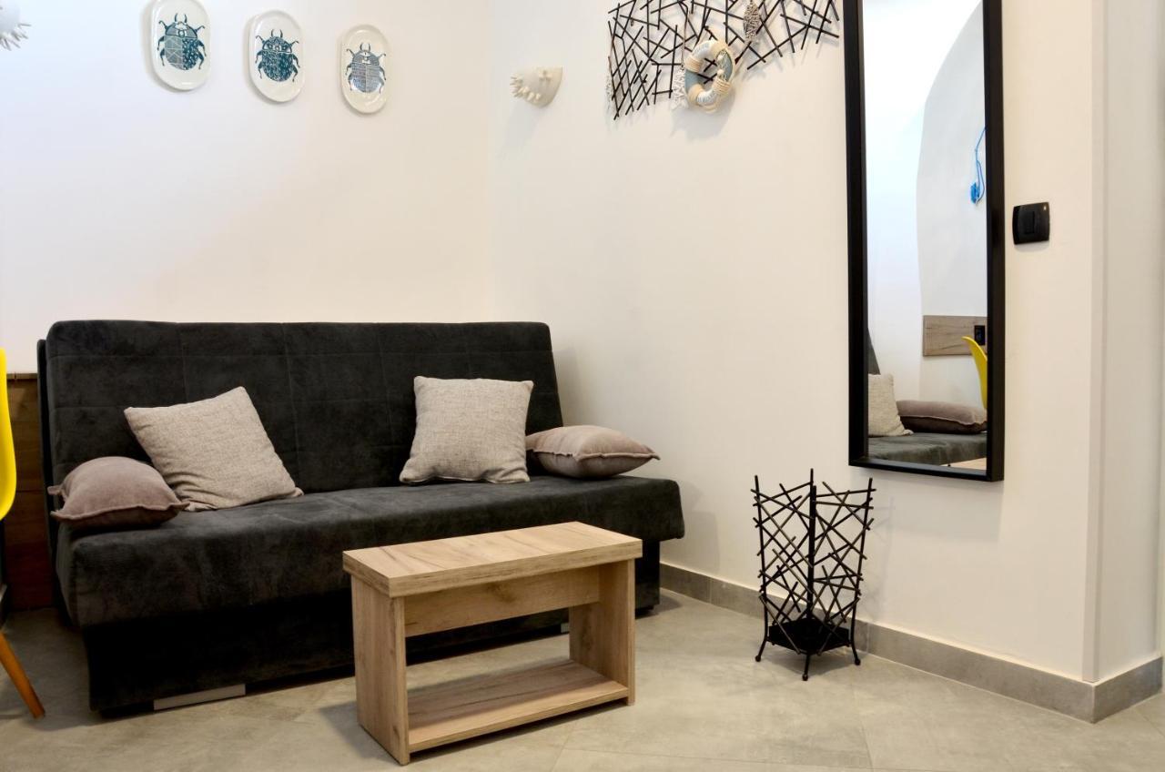 Studio Apartment Surf By The Sea Opatija Eksteriør billede