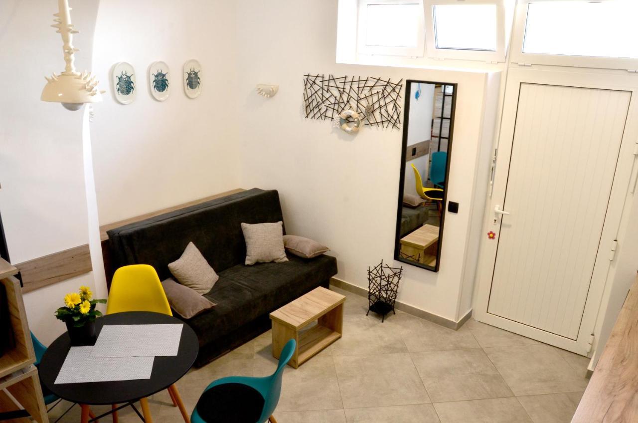 Studio Apartment Surf By The Sea Opatija Eksteriør billede